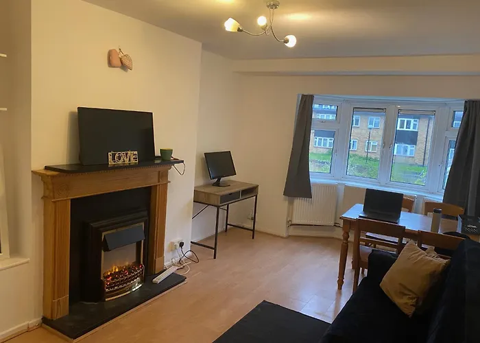 Entire Flat With A Big Living-Room, Bedroom, Kitchen, And Bathroom